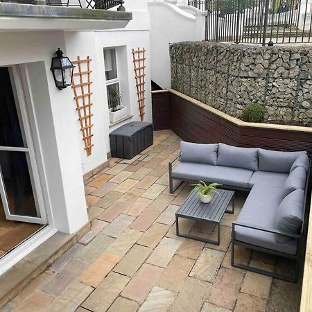 Stunning Apartment By The Leas, West End Folkestone Extérieur photo