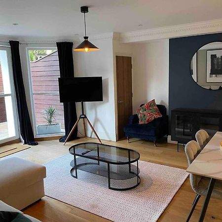 Stunning Apartment By The Leas, West End Folkestone Extérieur photo